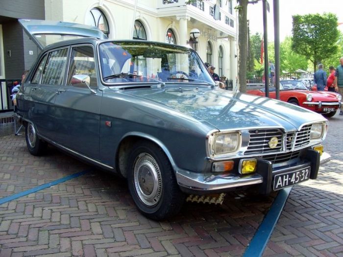 От Волги до Mercedes: 6 автомобилей, на которых лихачил Владимир Высоцкий От Волги до Mercedes: 6 автомобилей, на которых лихачил Владимир Высоцкий