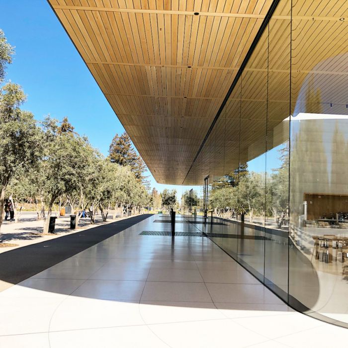 Запретная территория Apple