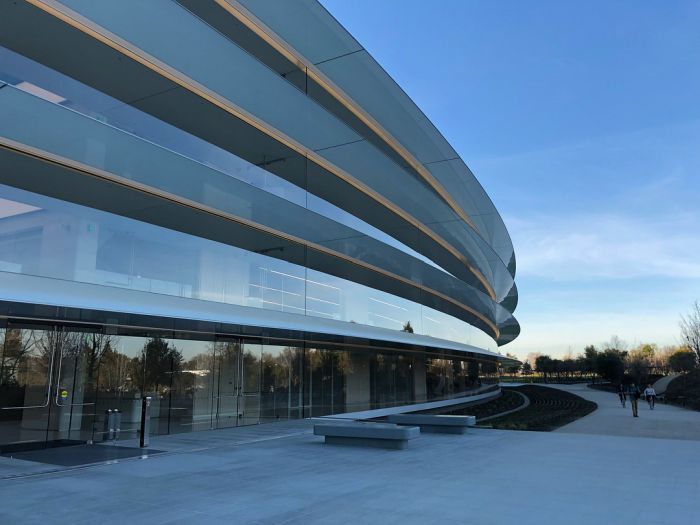 Запретная территория Apple
