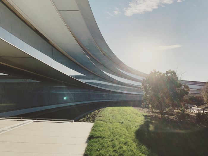 Запретная территория Apple