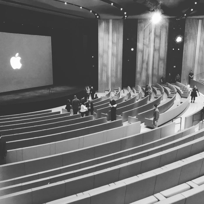 Запретная территория Apple