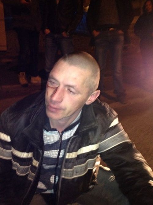 В Твери задержали автомобильных мошенников В Твери задержали автомобильных мошенников