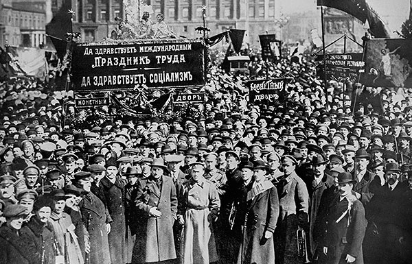Советский Первомай: хроника за 66 лет Советский Первомай: хроника за 66 лет