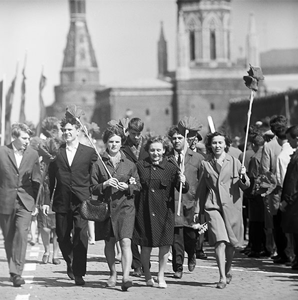 Советский Первомай: хроника за 66 лет Советский Первомай: хроника за 66 лет