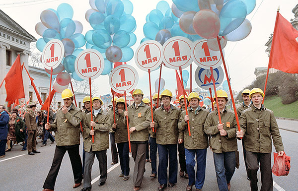 Советский Первомай: хроника за 66 лет Советский Первомай: хроника за 66 лет