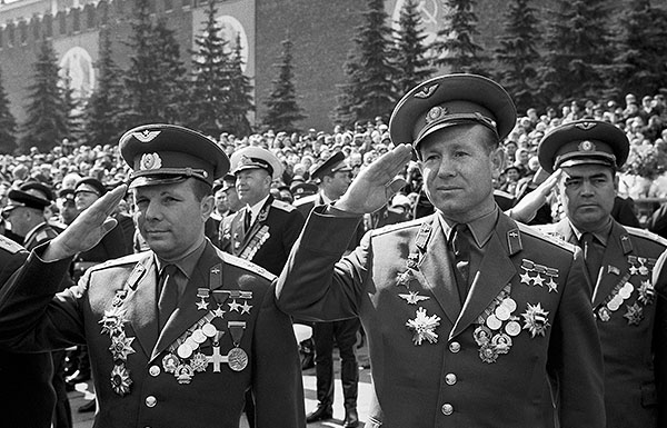 Советский Первомай: хроника за 66 лет Советский Первомай: хроника за 66 лет