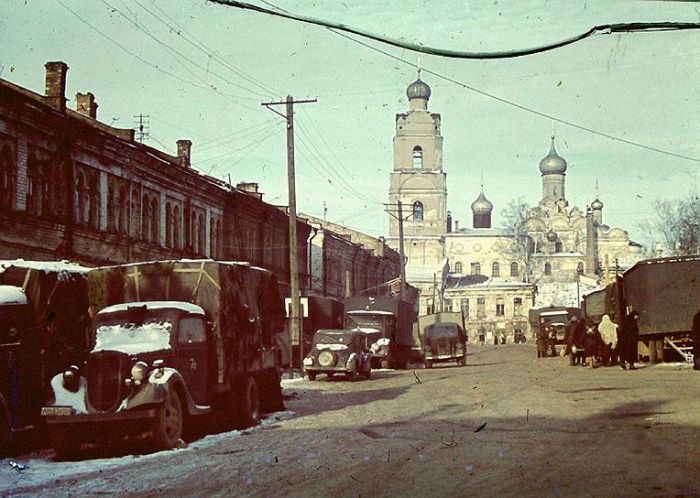 Советские города в немецкой оккупации Советские города в немецкой оккупации