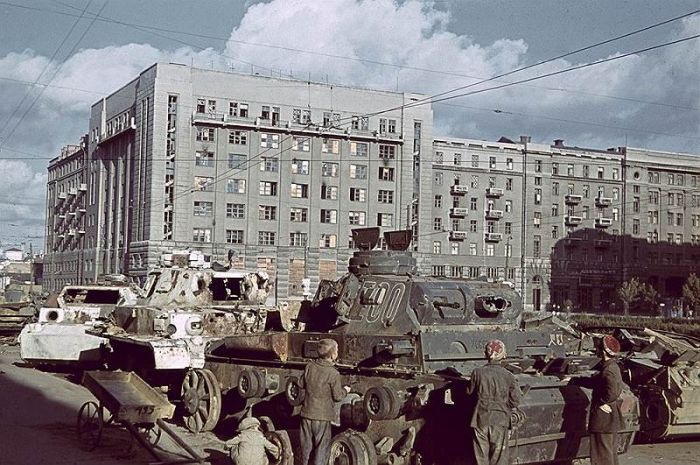 Советские города в немецкой оккупации Советские города в немецкой оккупации