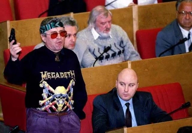 Госдума образца 90-х: политика и эпатаж