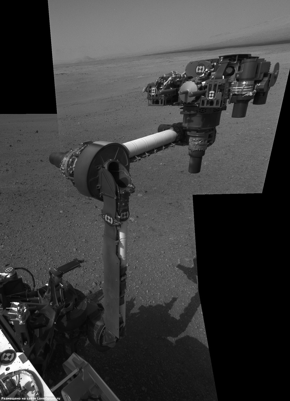 Марсоход Curiosity: первые дни на Марсе (17 фото) Марсоход Curiosity: первые дни на Марсе (17 фото)