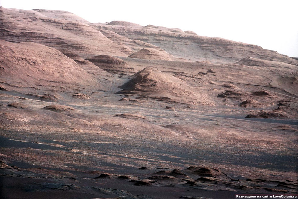 Марсоход Curiosity: первые дни на Марсе (17 фото) Марсоход Curiosity: первые дни на Марсе (17 фото)