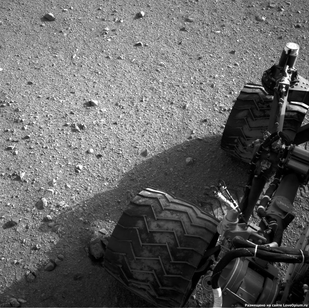 Марсоход Curiosity: первые дни на Марсе (17 фото) Марсоход Curiosity: первые дни на Марсе (17 фото)