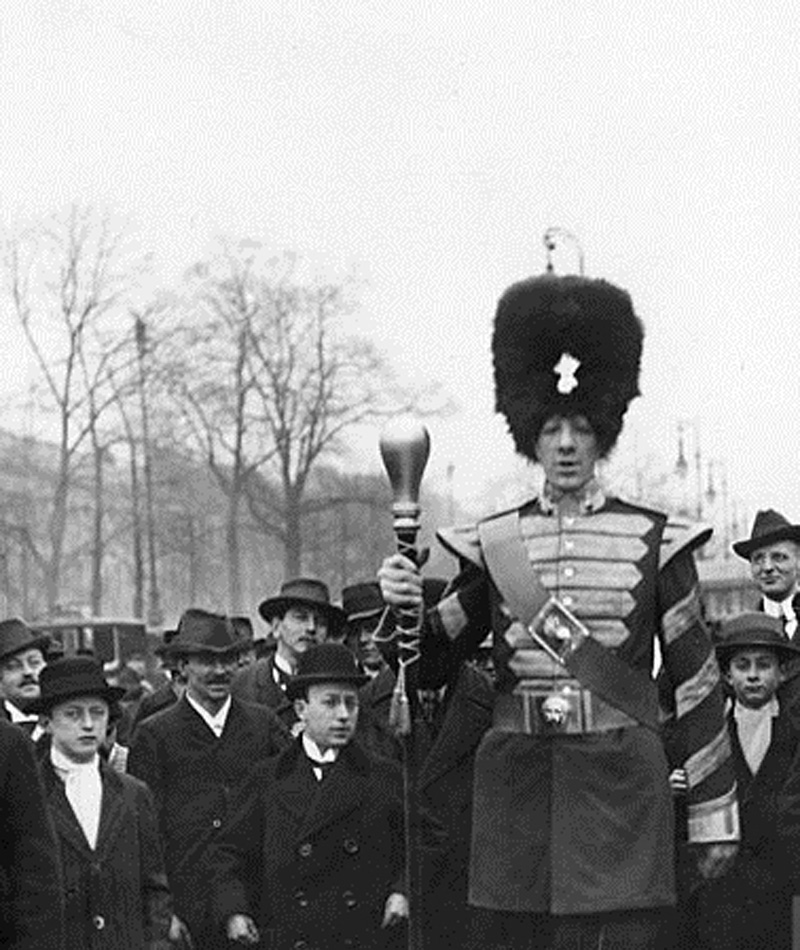 Великаны: самые высокие люди планеты Великаны: самые высокие люди планеты