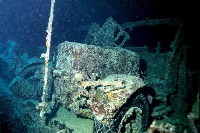 Рифы из затопленных автомобилей (28 фото)