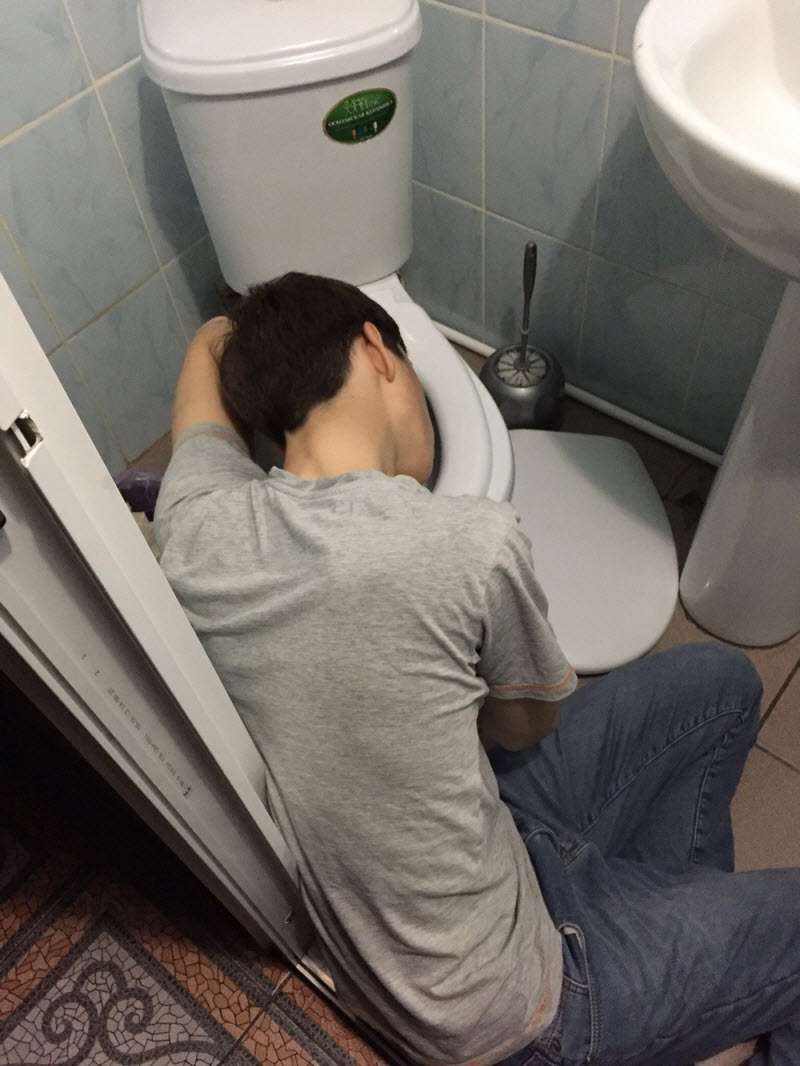 Молодежь развлекается