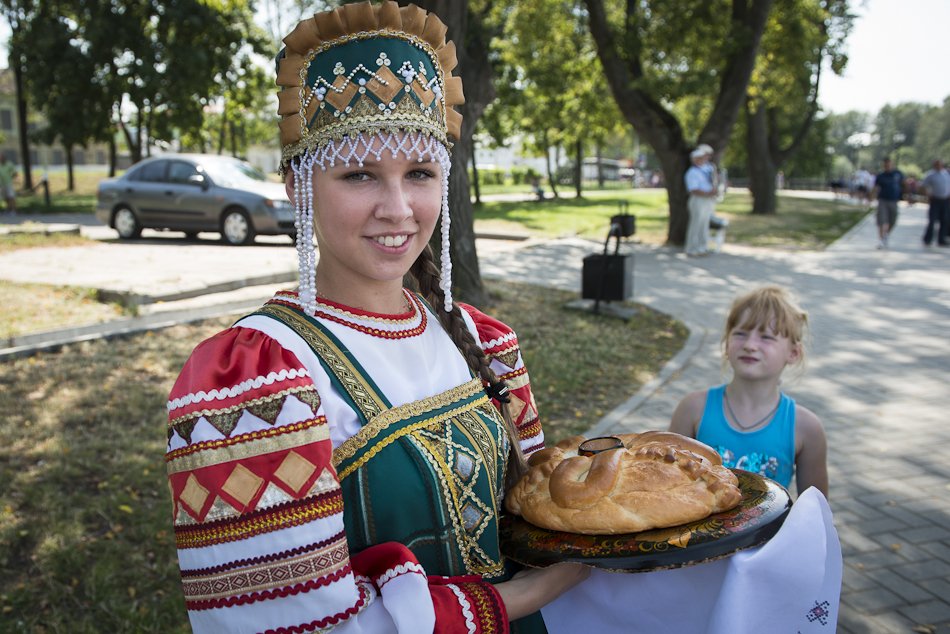 На «Золотом кольце» сидели... На «Золотом кольце» сидели...