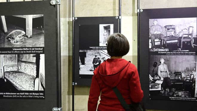 В Берлине открыли копию бункера Адольфа Гитлера В Берлине открыли копию бункера Адольфа Гитлера