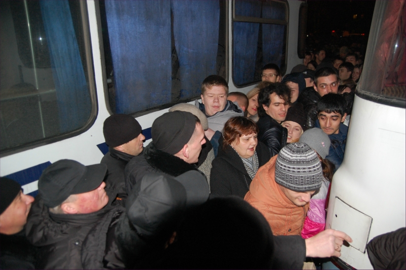 “Черная пятница” по-русски: Потреблядство в Белгороде (28 фото) “Черная пятница” по-русски: Потреблядство в Белгороде (28 фото)
