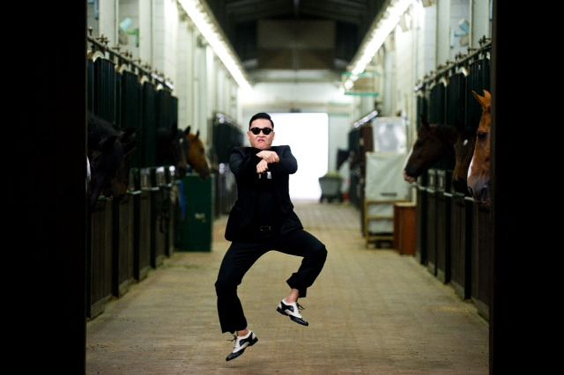 Самое популярное видео на YouTube – Gangnam Style (13 фото) Самое популярное видео на YouTube – Gangnam Style (13 фото)