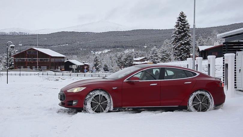 Tesla Motors готовится к официальному выходу на рынок России Tesla Motors готовится к официальному выходу на рынок России
