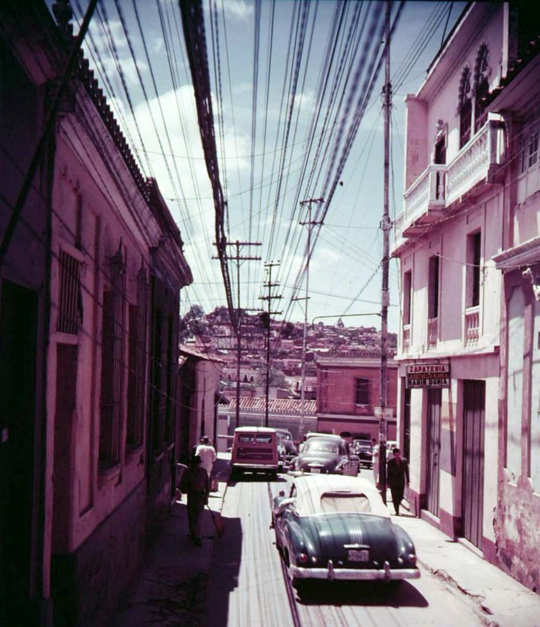 Венесуэла, 1953 г. Плоды нефтяного бума или как США строили в Венесуэле вторые США Венесуэла, 1953 г. Плоды нефтяного бума или как США строили в Венесуэле вторые США