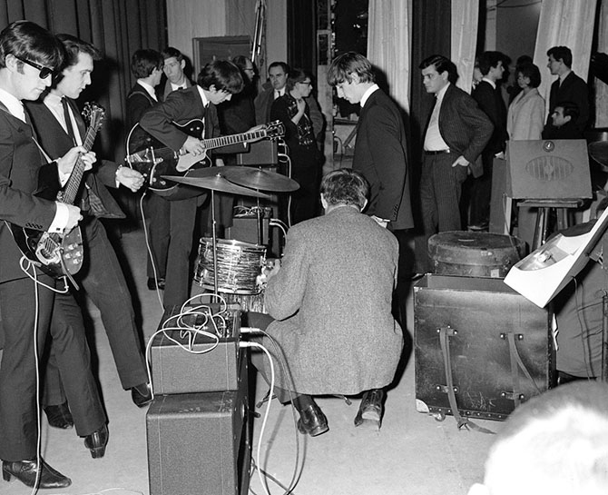 Битломания 50 лет назад Битломания 50 лет назад