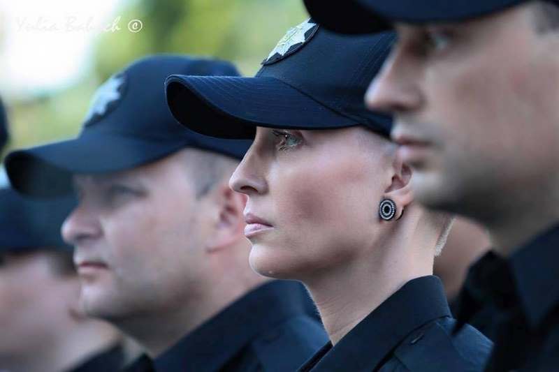 Арина Кольцова — полицейская, умершая после плевка задержанного от туберкулеза Арина Кольцова — полицейская, умершая после плевка задержанного от туберкулеза