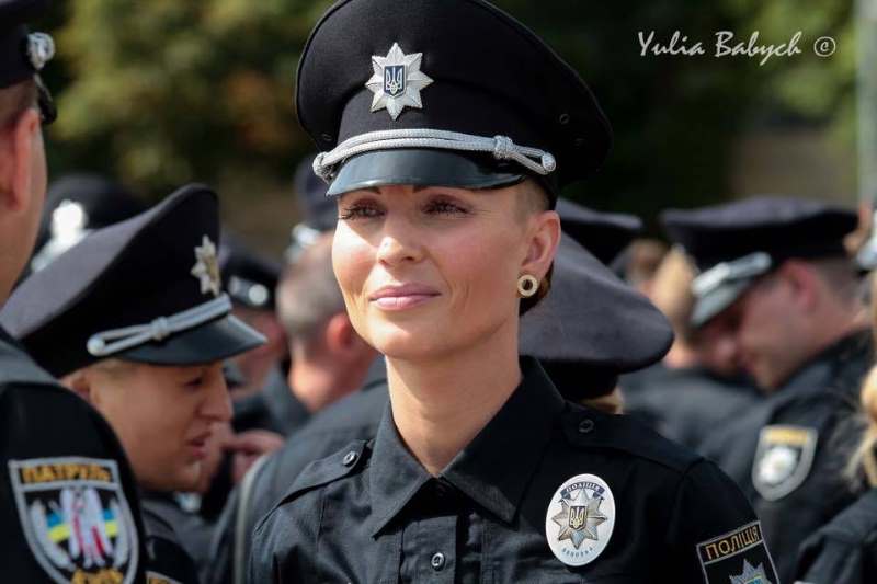 Арина Кольцова — полицейская, умершая после плевка задержанного от туберкулеза Арина Кольцова — полицейская, умершая после плевка задержанного от туберкулеза
