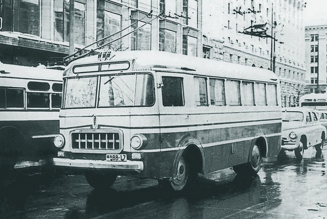 История главного минивэна Советского Союза (13 фото) История главного минивэна Советского Союза (13 фото)