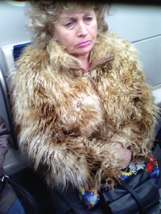 Модники и модницы из нашего метро