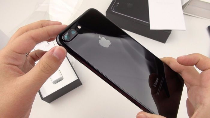 Во всех iPhone 6 и более поздних версиях Apple заменит батарею почти даром Во всех iPhone 6 и более поздних версиях Apple заменит батарею почти даром