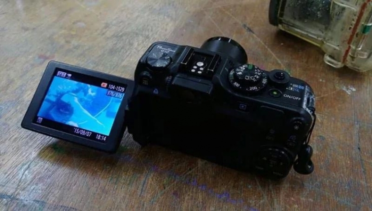 Фотоаппарат, потерянный в море больше 2 лет назад вернулся к владельцу, и он ещё работал Фотоаппарат, потерянный в море больше 2 лет назад вернулся к владельцу, и он ещё работал