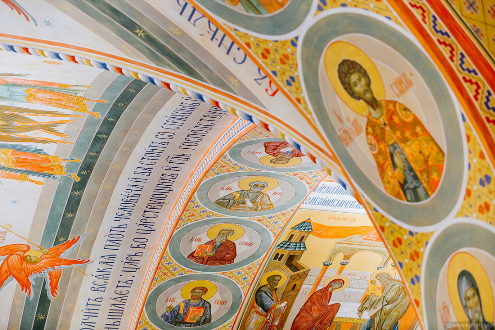 Храм Христа Спасителя Храм Христа Спасителя