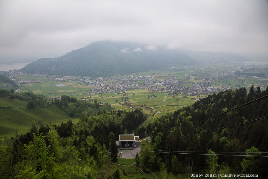 Stanserhorn Cabrio – двухэтажная кабина канатной дороги Stanserhorn Cabrio – двухэтажная кабина канатной дороги