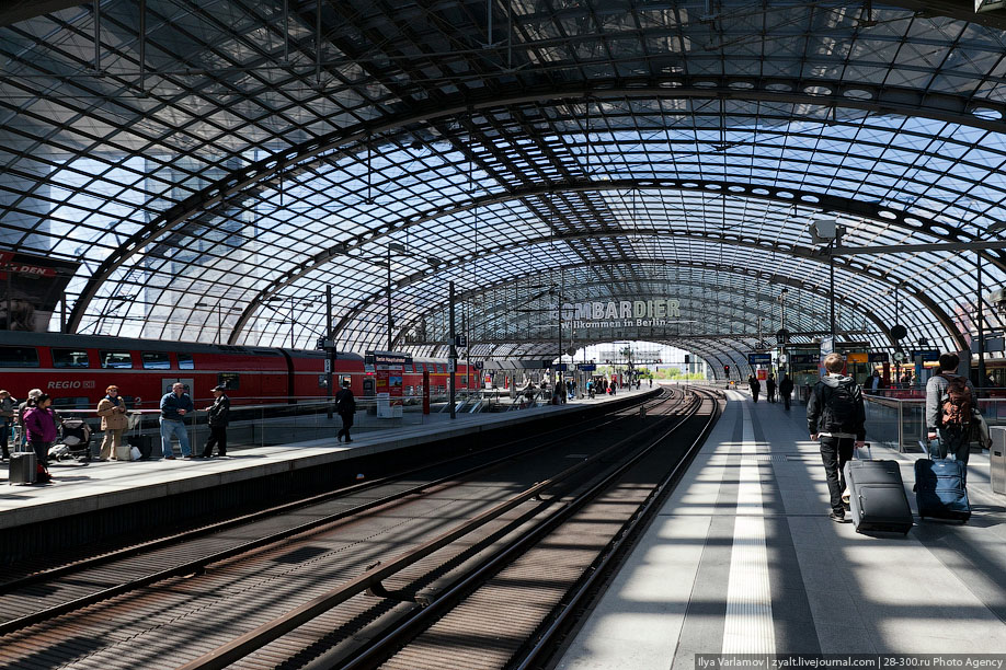 Берлинское метро и городская электричка (68 фото) Берлинское метро и городская электричка (68 фото)