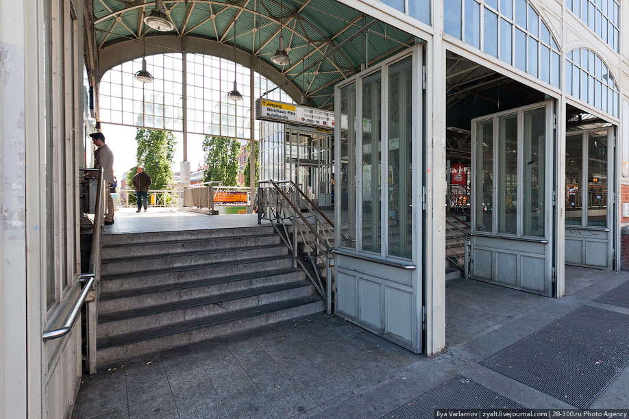 Берлинское метро и городская электричка (68 фото) Берлинское метро и городская электричка (68 фото)