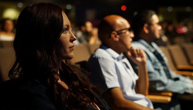Порнозвезда завязала с 'клубничкой' и стала проповедником
