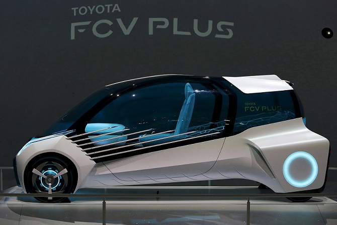 Токийский автосалон 2015: футуристические машины Токийский автосалон 2015: футуристические машины