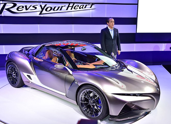 Токийский автосалон 2015: футуристические машины Токийский автосалон 2015: футуристические машины