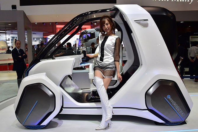 Токийский автосалон 2015: футуристические машины Токийский автосалон 2015: футуристические машины
