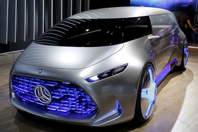 Токийский автосалон 2015: футуристические машины Токийский автосалон 2015: футуристические машины