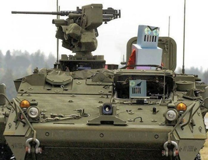 Военнослужащие развлекаются