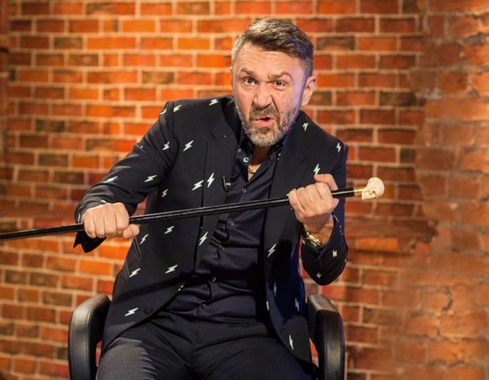 Сергей Шнуров о сгоревшей машине своей жены Матильды