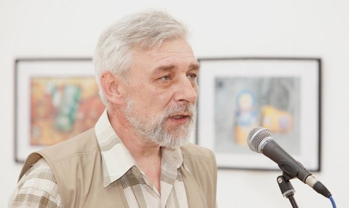Британский сатирический журнал Vive Charlie опубликовал карикатуру на жестокое убийство 4-летней девочки в Москве Британский сатирический журнал Vive Charlie опубликовал карикатуру на жестокое убийство 4-летней девочки в Москве