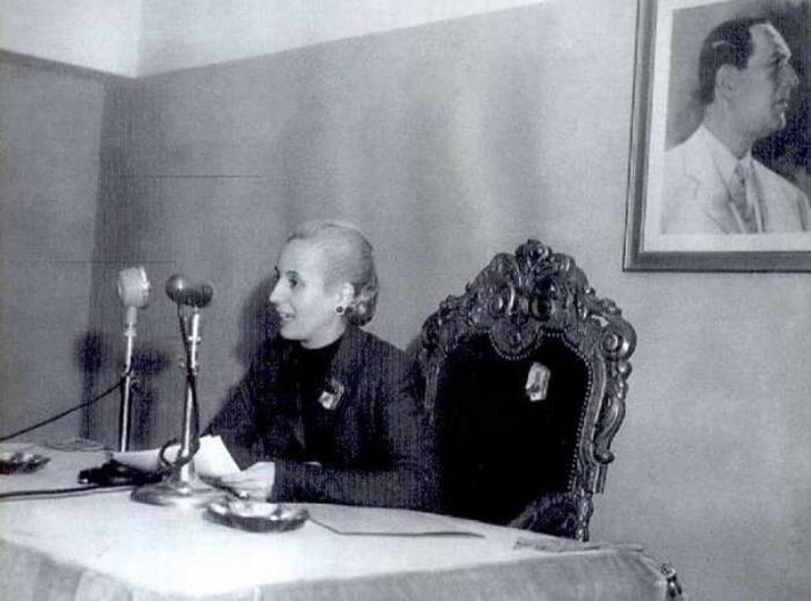 Эвита Перон: от содержанки с темным прошлым до первой леди Аргентины Эвита Перон: от содержанки с темным прошлым до первой леди Аргентины