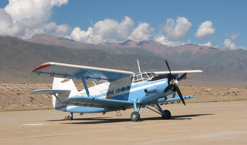 Ан-2: биплан, который умеет летать хвостом вперед Ан-2: биплан, который умеет летать хвостом вперед