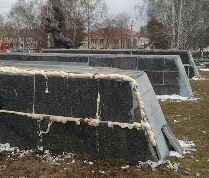 Ремонт мемориала Великой Отечественной войны в Кемеровской области