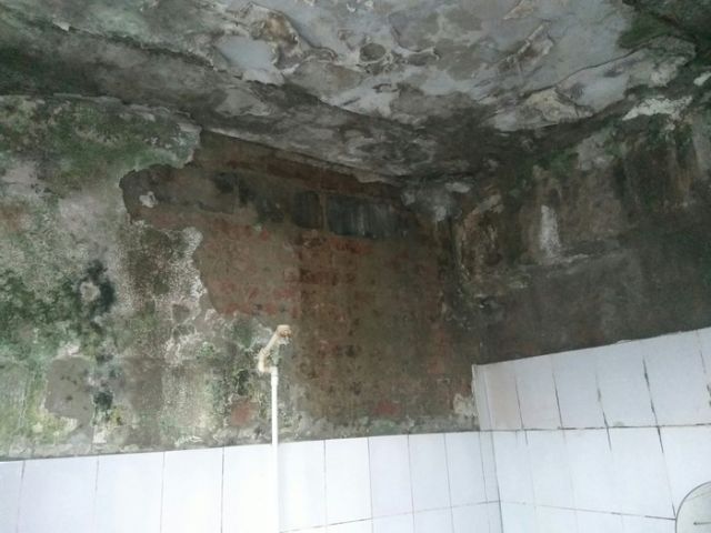 Общежитие, в котором продолжают жить люди