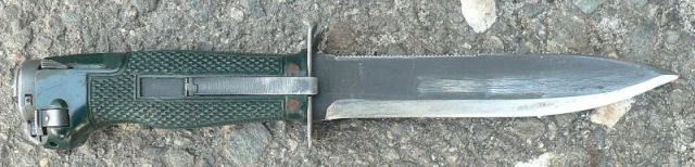 Нож разведчика стреляющий Нож разведчика стреляющий