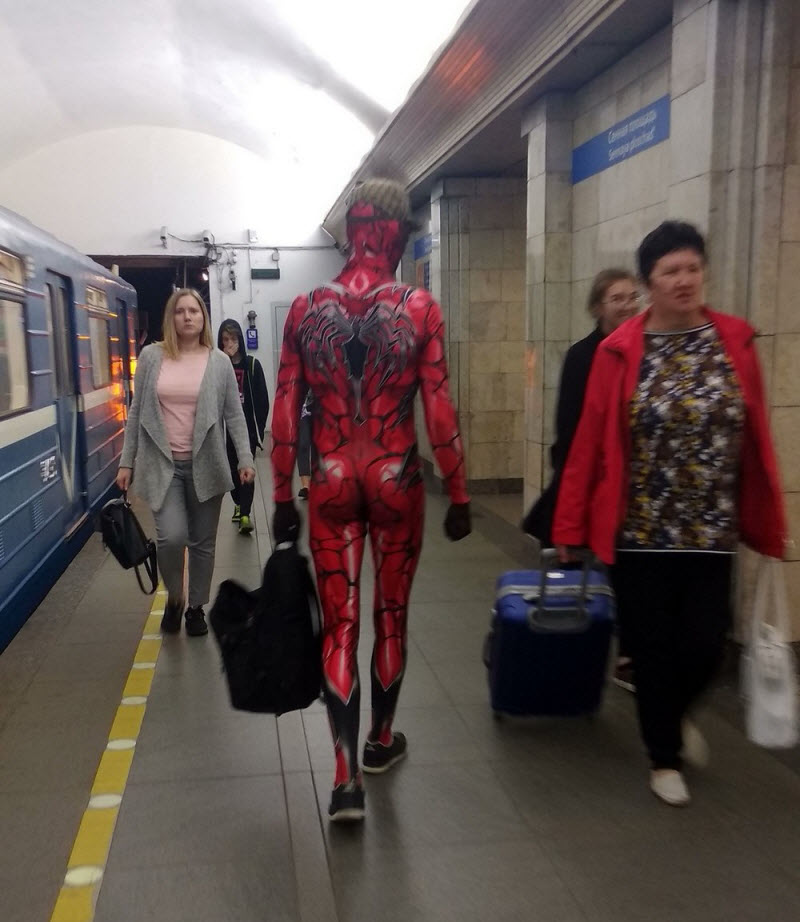 Модники из российского метрополитена